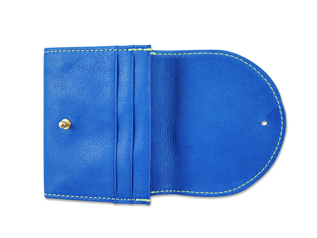 Handgefertigte Leder Geldbörse, Portemonnaie aus zertifiziertem Naturleder in Royalblau – nachhaltiges Accessoire aus deutscher Manufaktur.