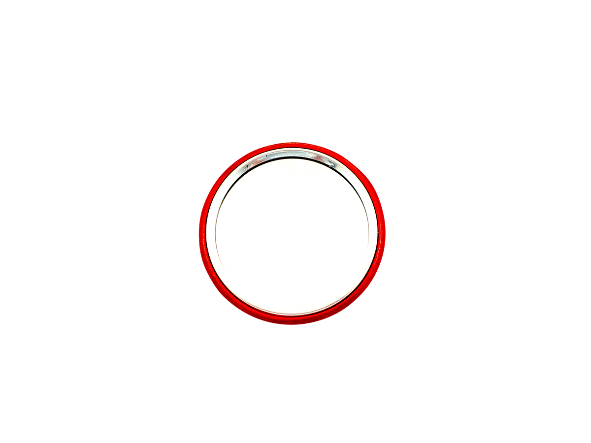 Handgefertigter Taschenspiegel aus zertifiziertem Naturleder in Rot – nachhaltig produziert in deutscher Manufaktur.