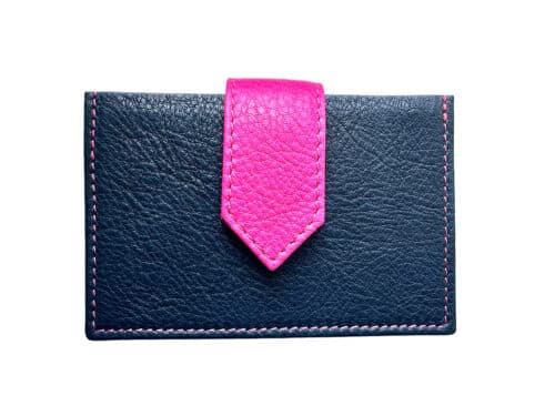 Handgefertigtes Kartenetui, Portemonnaie aus zertifiziertem Naturleder in Blau – nachhaltiges Accessoire aus deutscher Manufaktur.